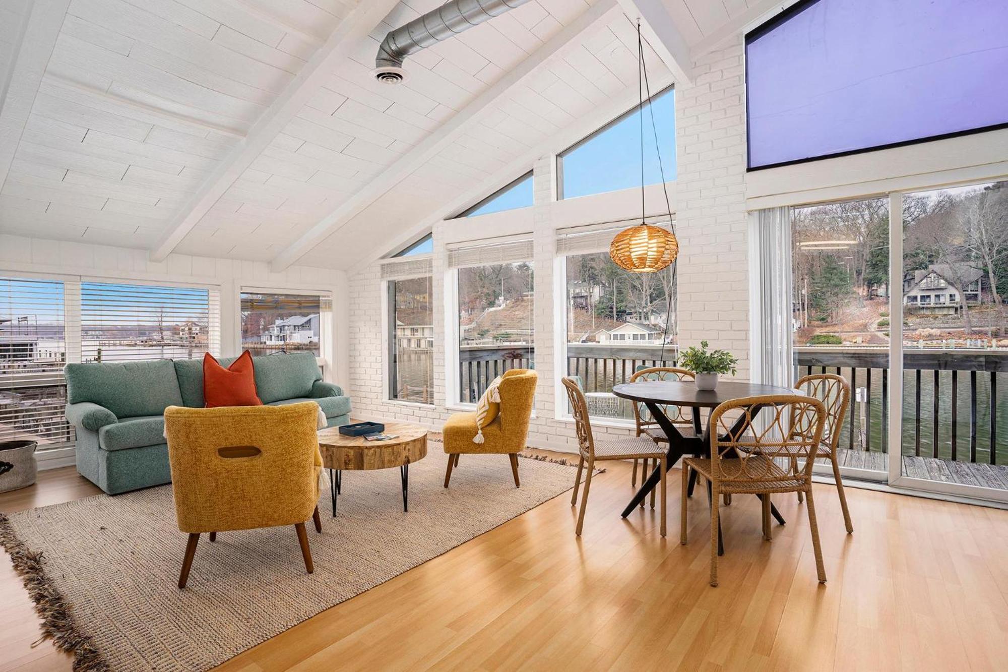 Riverside Suites - Unit A Saugatuck Eksteriør bilde
